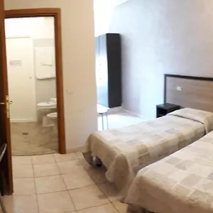 Hotel Salus, Milán